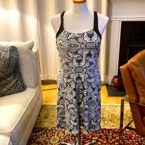 Soybu activewear black/white dress size M in excellent condition